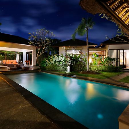 The Bali Bay View Villas Nusa Dua  Eksteriør billede