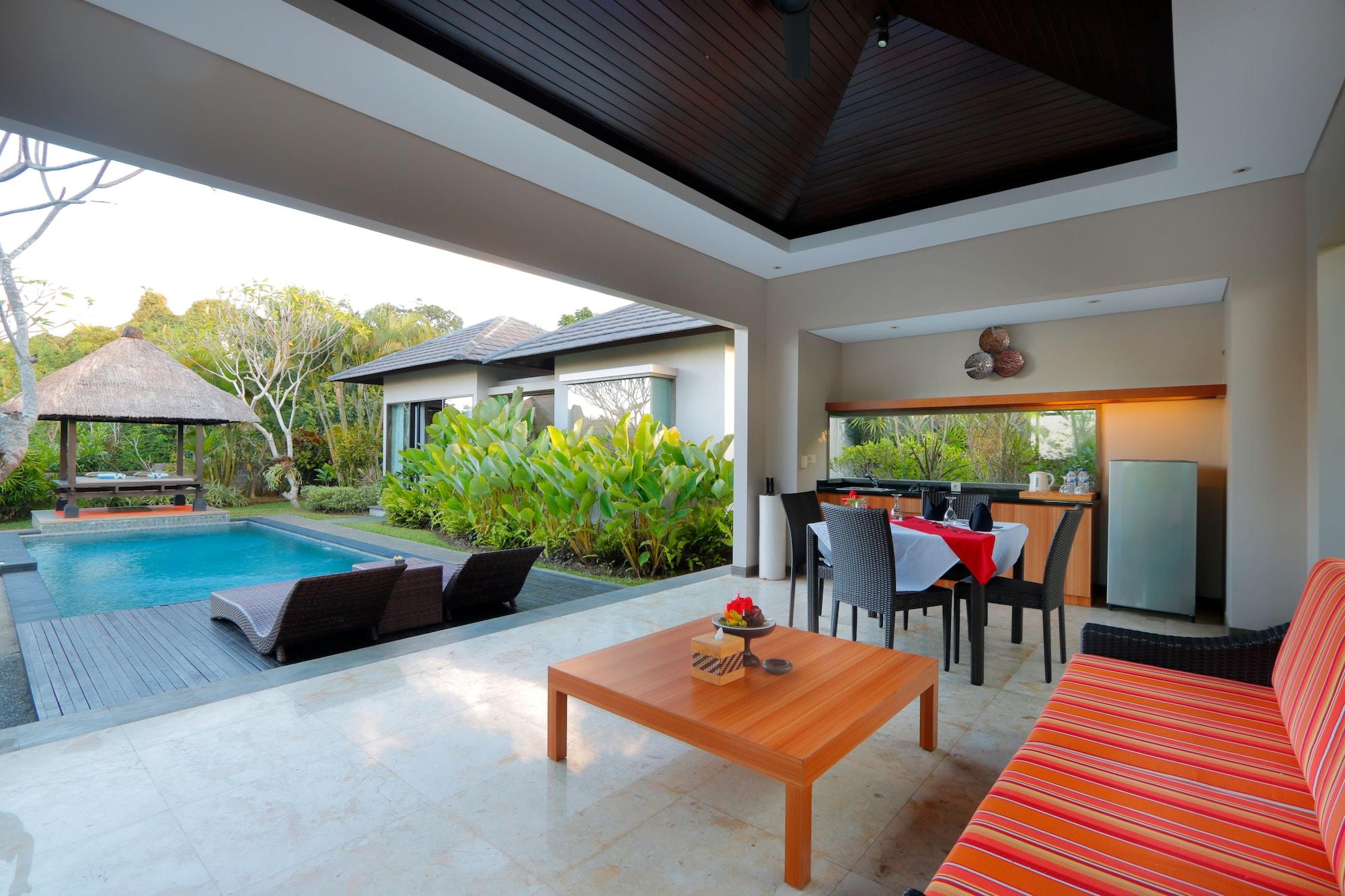 The Bali Bay View Villas Nusa Dua  Eksteriør billede
