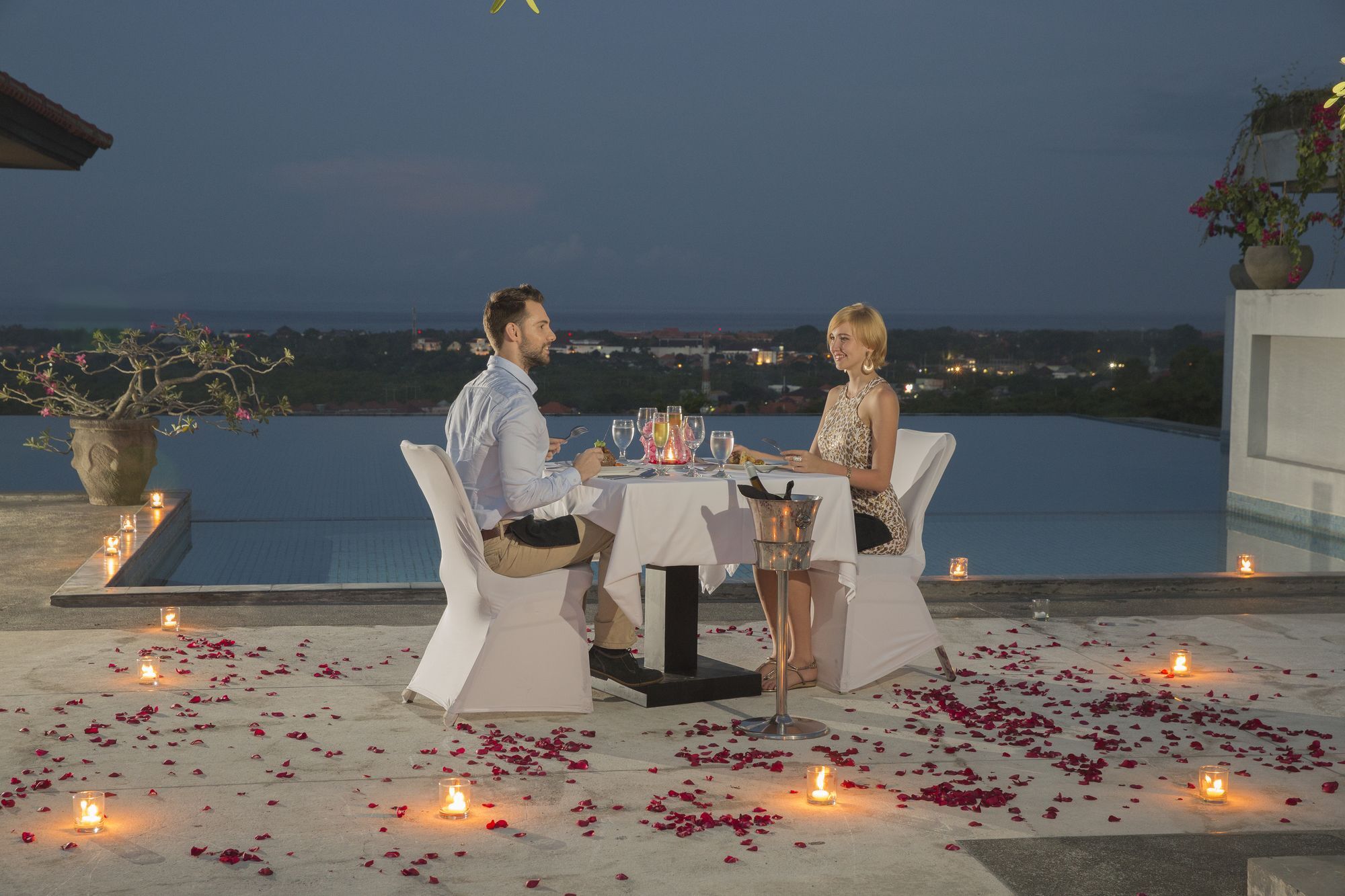 The Bali Bay View Villas Nusa Dua  Eksteriør billede